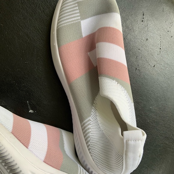 Women’s canvas shoes - Picture 2 of 4